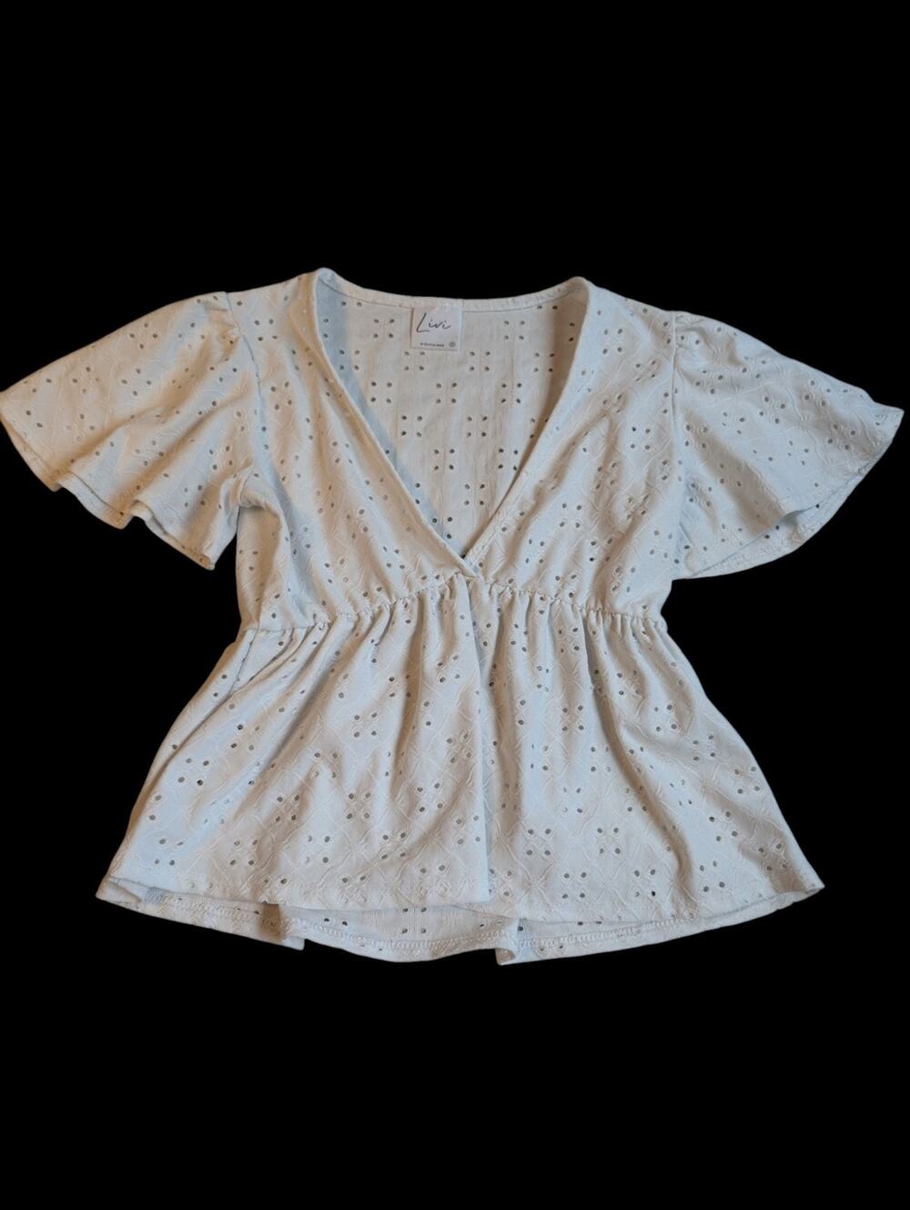 Livi Women's Baby Doll Flutter Sleeve White Blouse Embroidered Floral Size Small